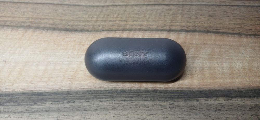 Навушники Sony WF-C500 Працює тільки один навушник, лівий!