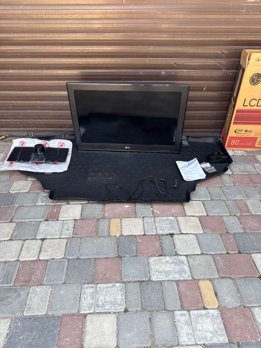 Телевизор LG 32cs460T