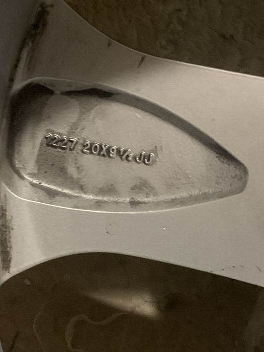 ДИСКИ  5 120 20 Range Rover BMW+ГУМА 275/45R20