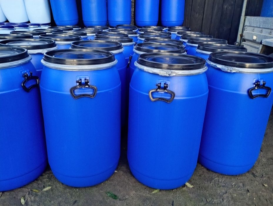 Beczki plastikowe 60i80 litrowe