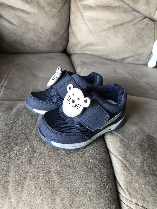 Chicco Shoes Size 19