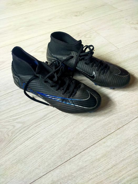 Korki buty piłkarskie