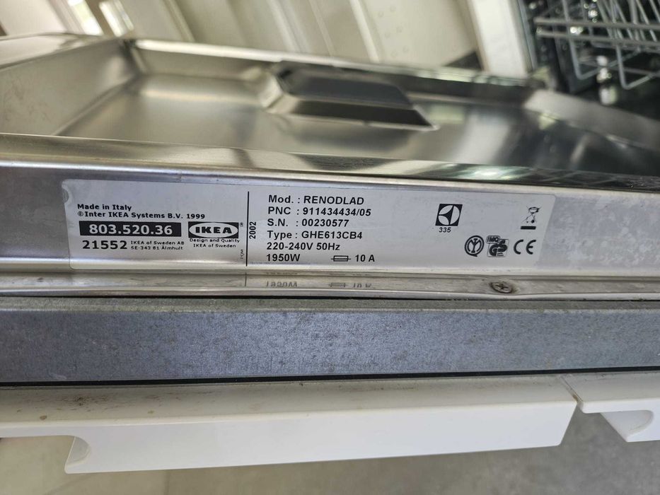 Maquina de lavar loica integrada IKEA como novo