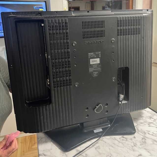 Телевізор SHARP LC-32ВV9E