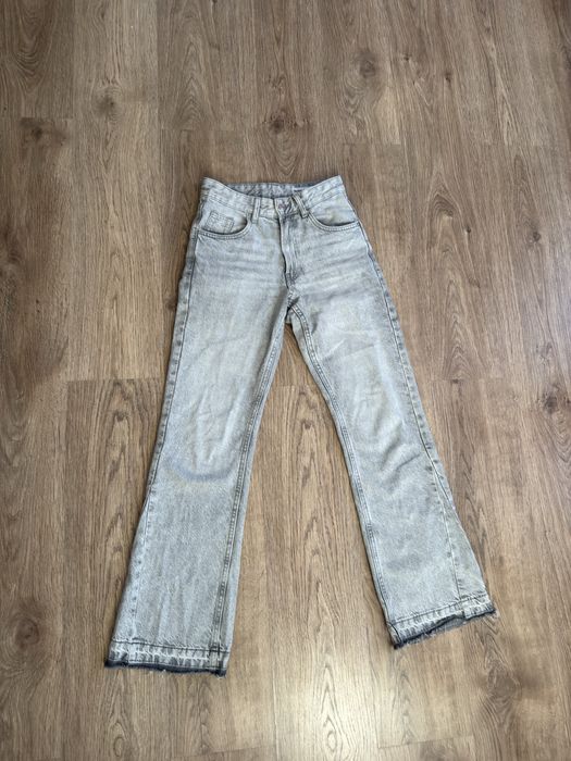 Джинси, Bershka EUR 32