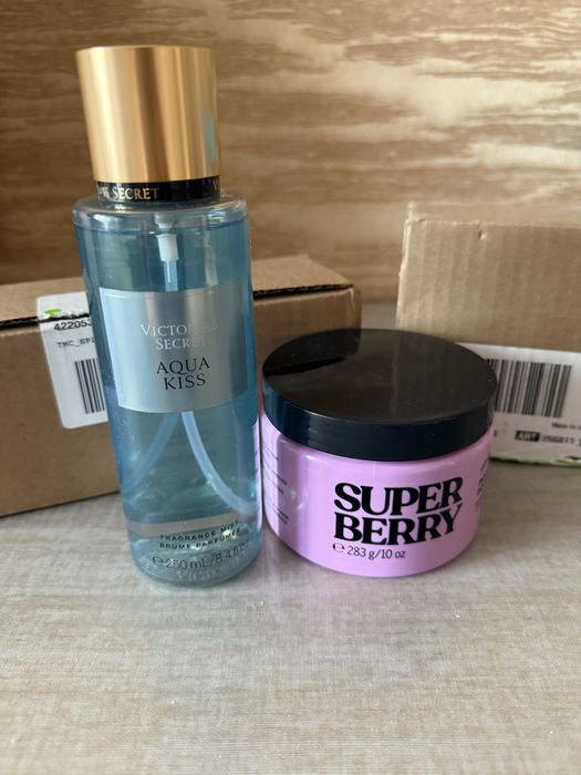 Крем та міст,скраб Victoria’s Secret