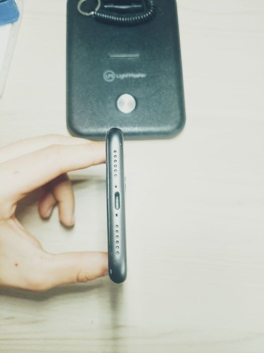Iphone 11 activation lock