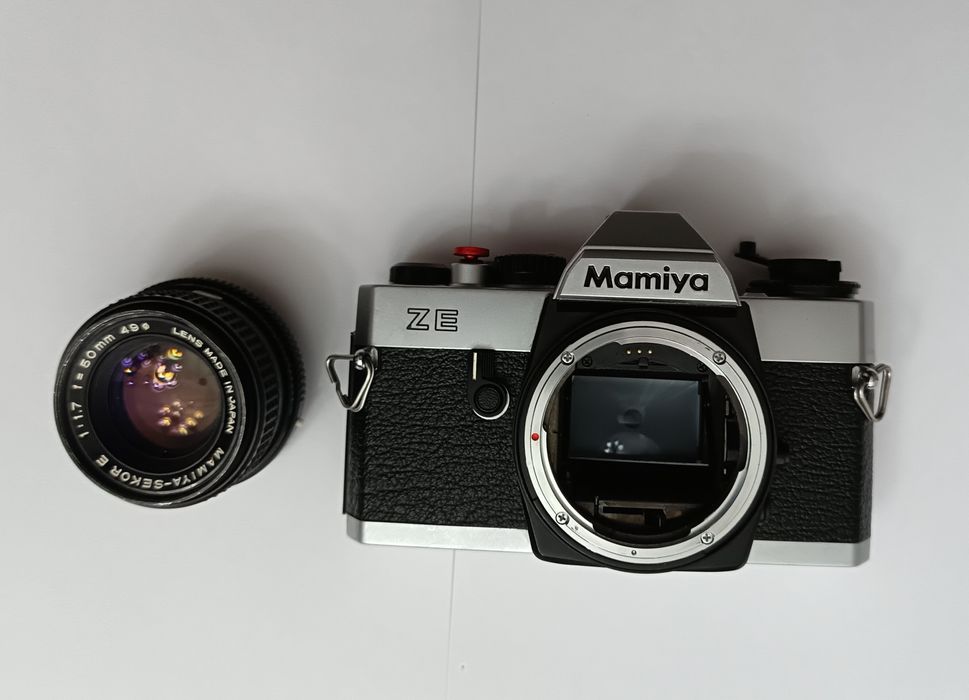 Maq. Fotográfica Mamiya ZE