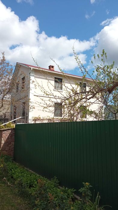 Продаж будинку   15 км від Києва, Зазим'я, Погреби