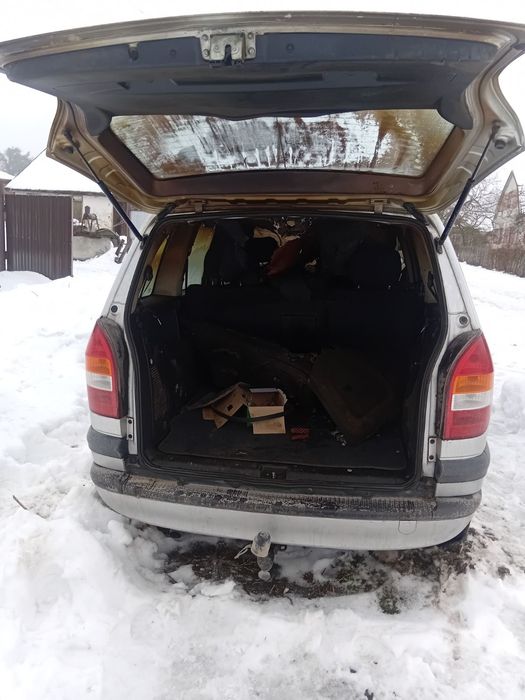 Продам Opel Zafira