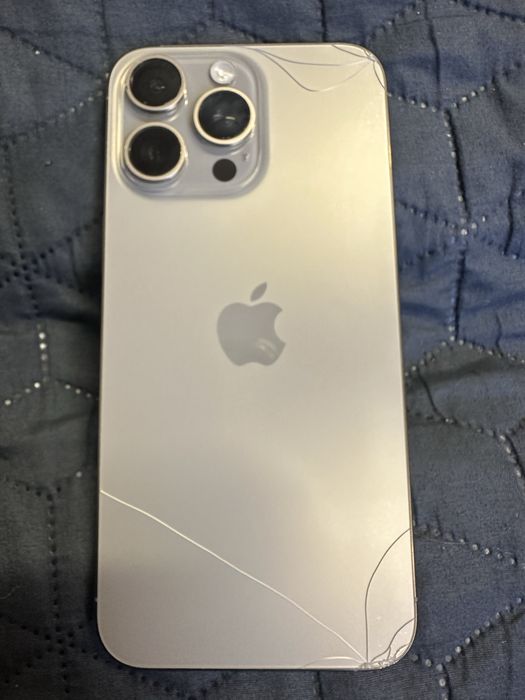 Apple iphone 15Pro Max 256 GB titanium