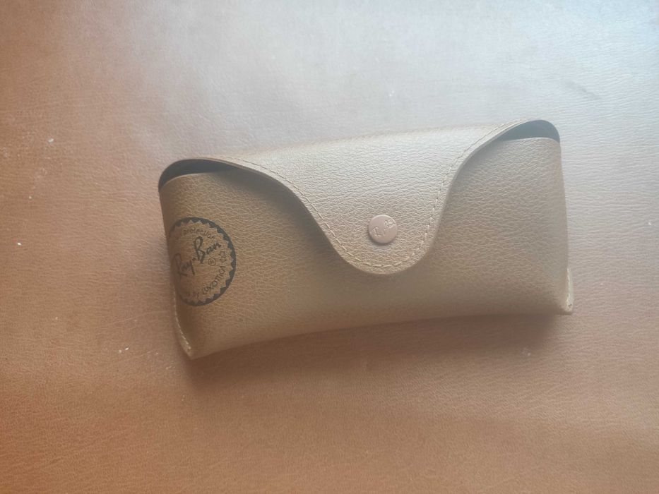 Bolsa castanha rayban