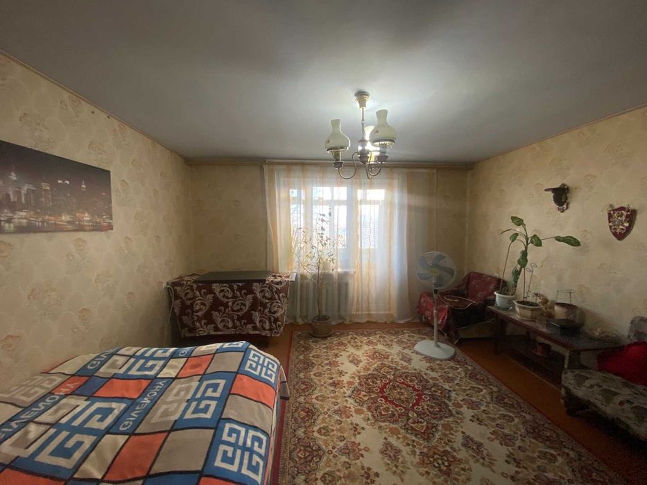 Продаж трикімнатной квартири Сертифікат