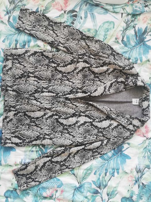 Marynarka blazer sinsay wężowy print 34 oversize