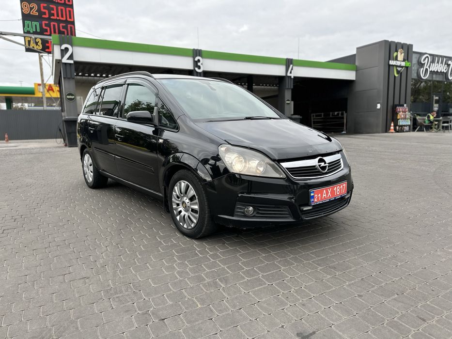 Opel zafira 2009г 1.9tdi