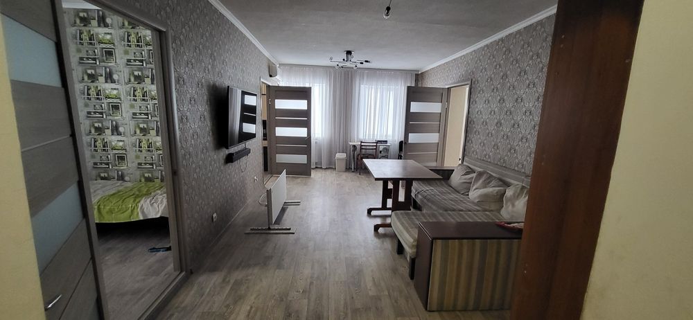 Продам будинок м.Лозова