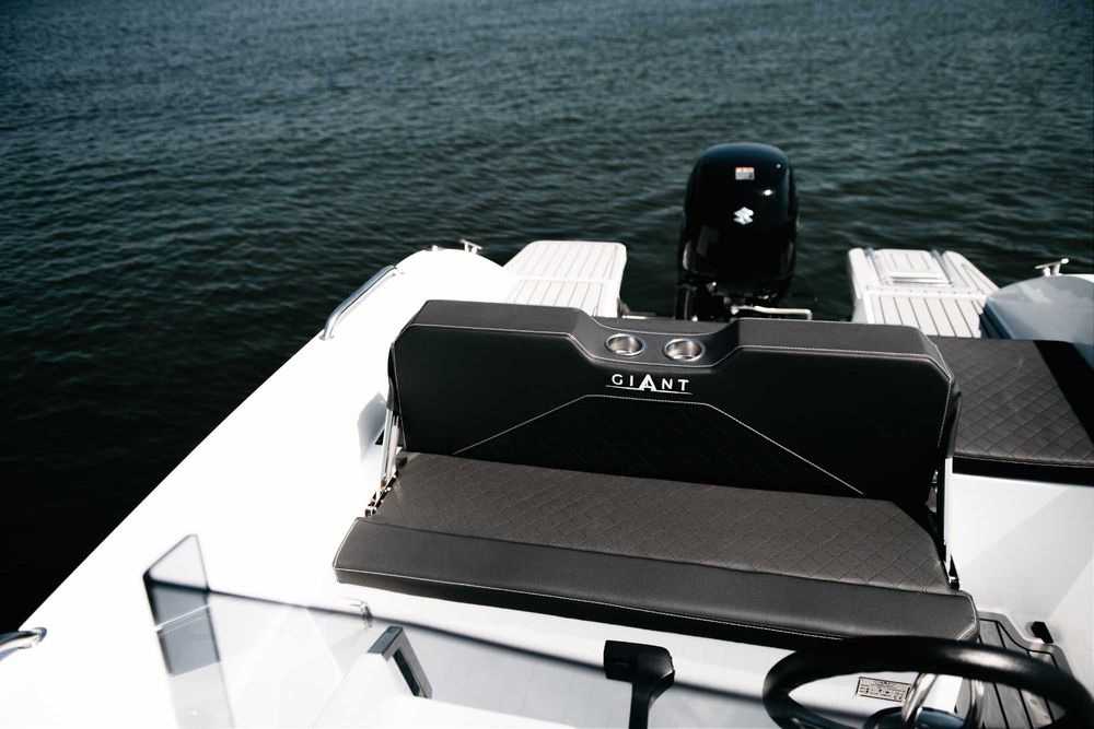 Łódź motorowa Giant 530 Sport Szymański Boats
