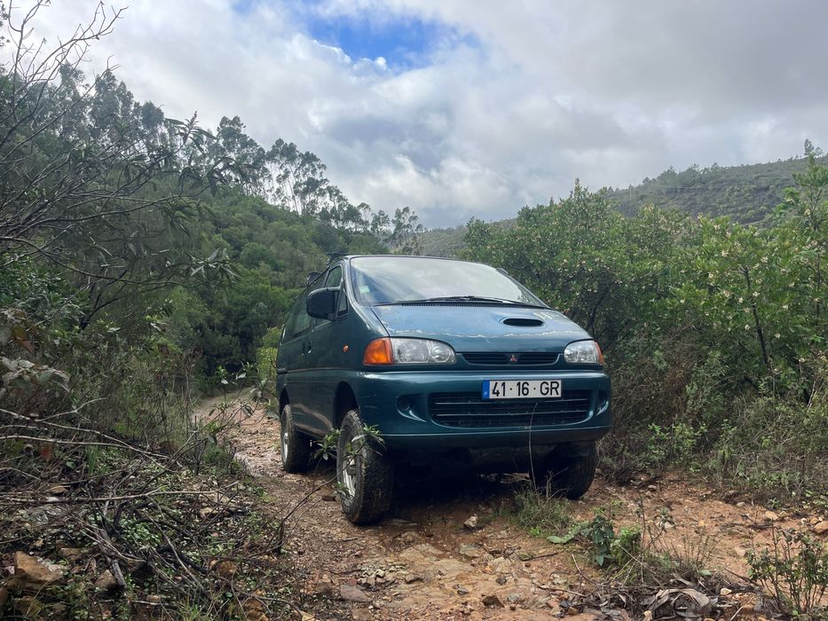 4WD Space Gear Mitsubishi