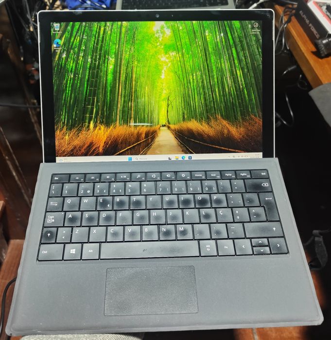 Tablet Windows Microsoft Surface Pro 6 i7 8th 16GB RAM 512GB NVME