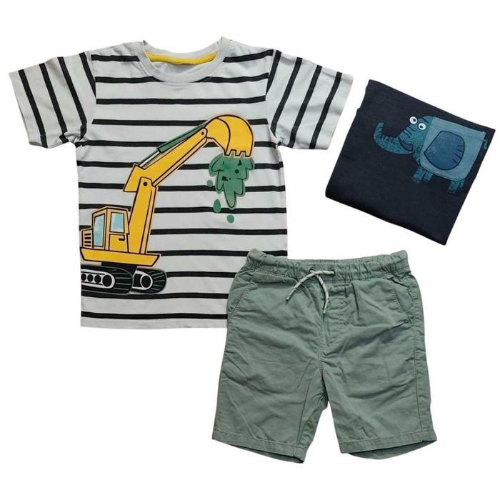 Zestaw 3 cz.: 2 szt. T-shirt + krótkie spodenki rozmiar 116/122 cm