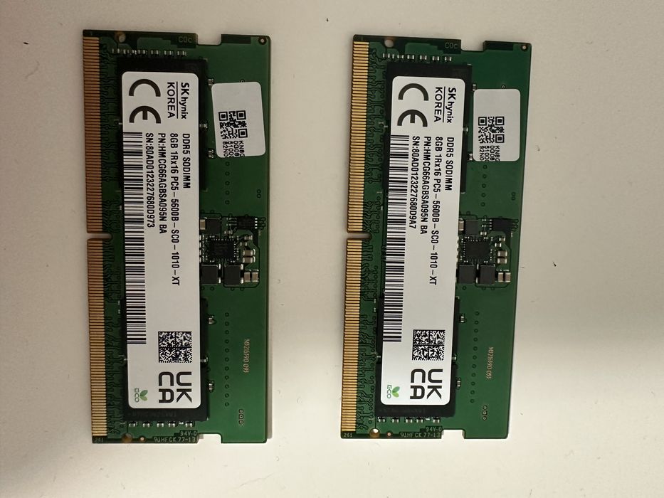 DDR5 8GB 5600 оперативна память SK hynix