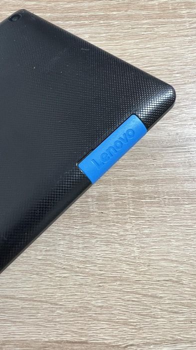 Планшет Lenovo Pad TB3-710F
