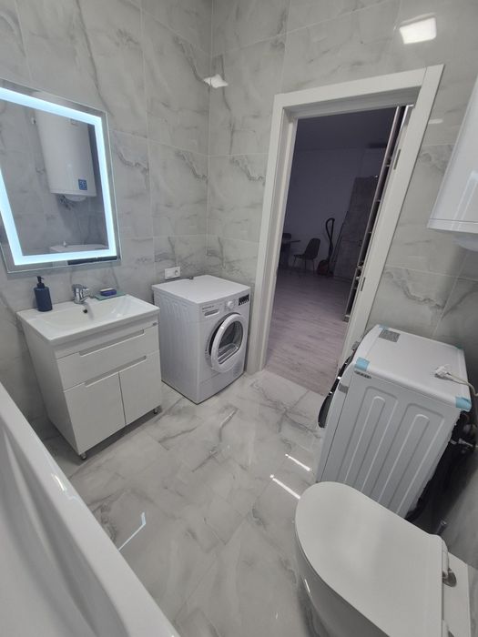 Терміново здаєтсься велика гарна 1.5 кім квартира ЖК Квадрат