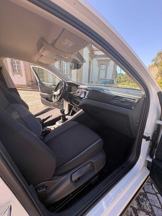 Volkswagen Taigo 1.0 TSI 110 LIFE - 2023 - 45000 kms - gasolina - branco - estado impecável