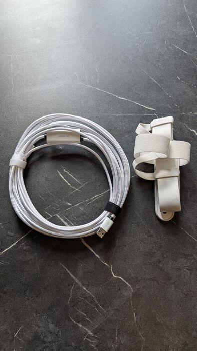 Meta Quest 3 512GB + etui Meta + Head Strap + kabel JSAUX 5m