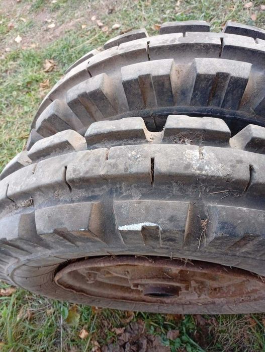 Передні колеса Т 40