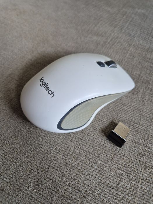 Logitech Wireless Mouse M560, бездротова миша.