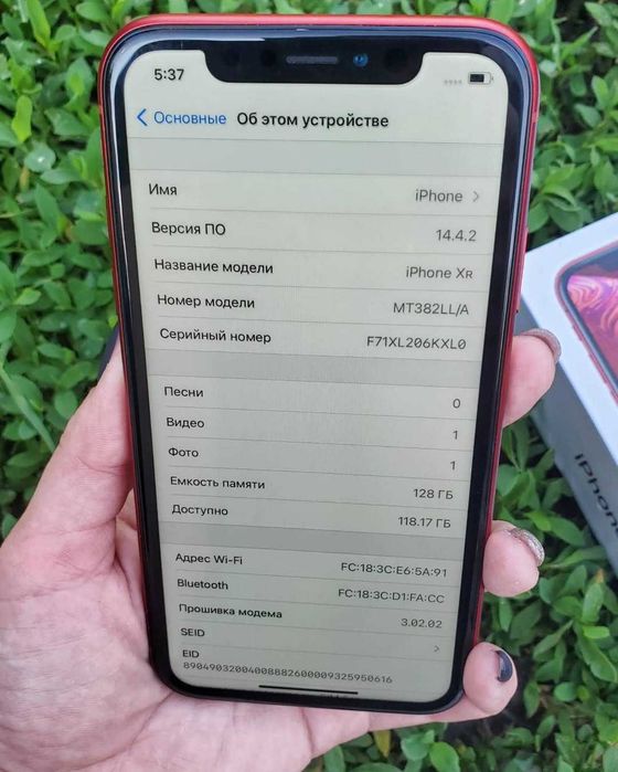 iPhone XR Product RED. Гарний стан.