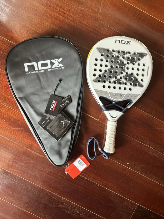 Raquete de padel NOX AT10 Genius 2026
