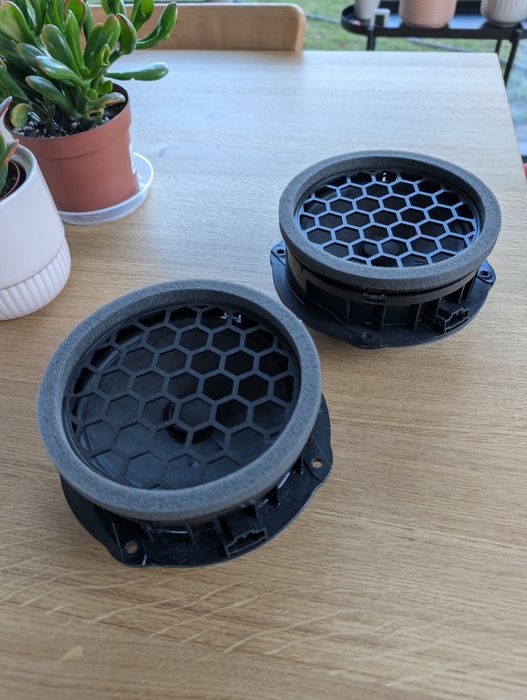 Głośniki para do drzwi przednich Skoda Superb