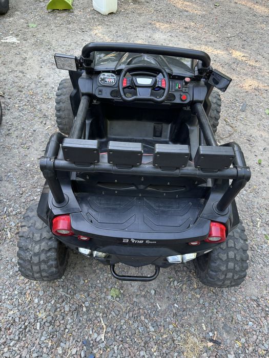 Дитячий електро мобіль