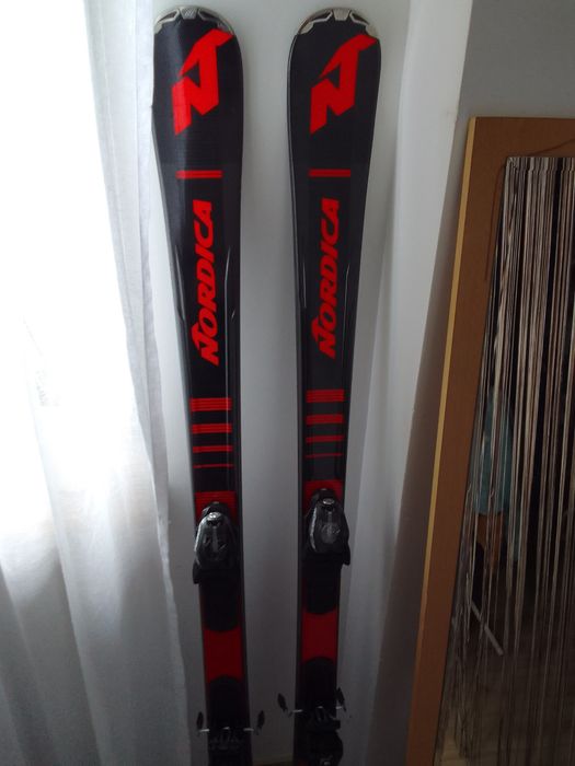 Narty Nordica Sport Machine 75