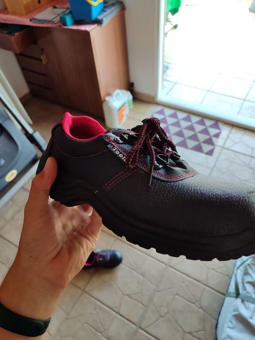 Sapatos de biqueira de aço