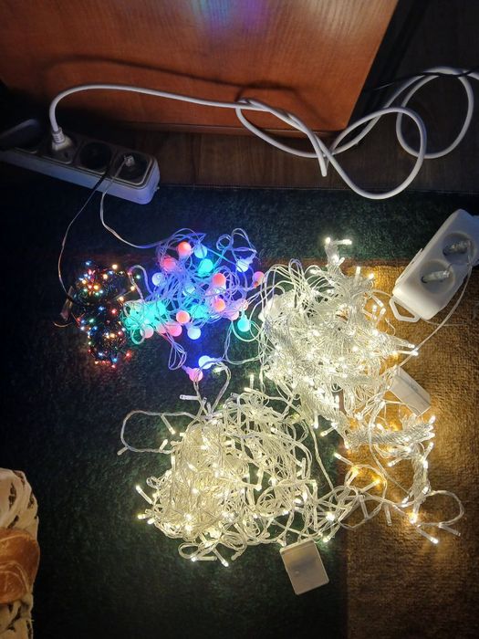 Продам новорічні  гірлянди