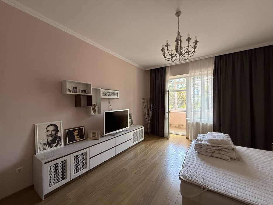 Терміново таунхаус навпроти парку Шевченка