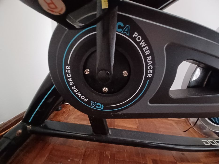 Vendo bicicleta de Fitness Sport.
