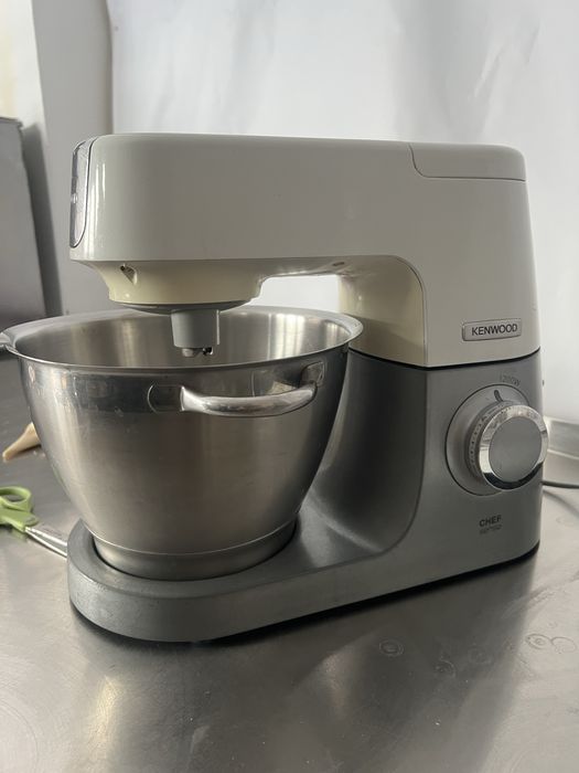 Планетарный миксер Kenwood Shef