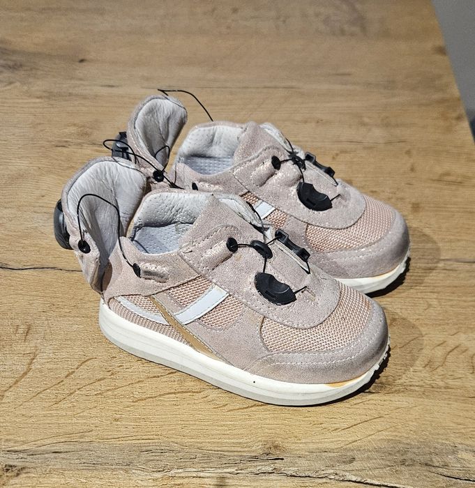 Buty do orteza, zapięcie BOA