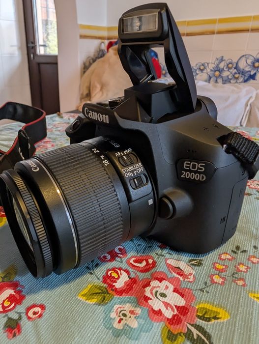 Canon EOS 2000 Ed