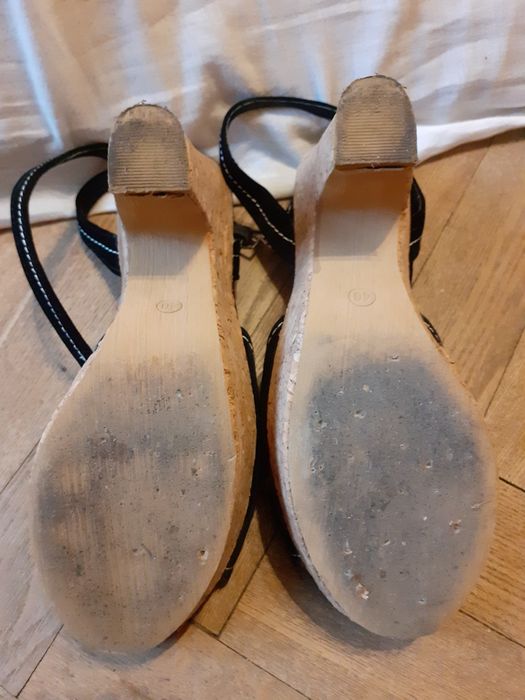 Szpilki na korkowej koturnie r.40