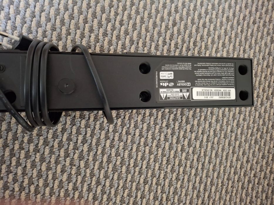 Саундбар LG NB2020A — рабочий, с ИК-кабелем