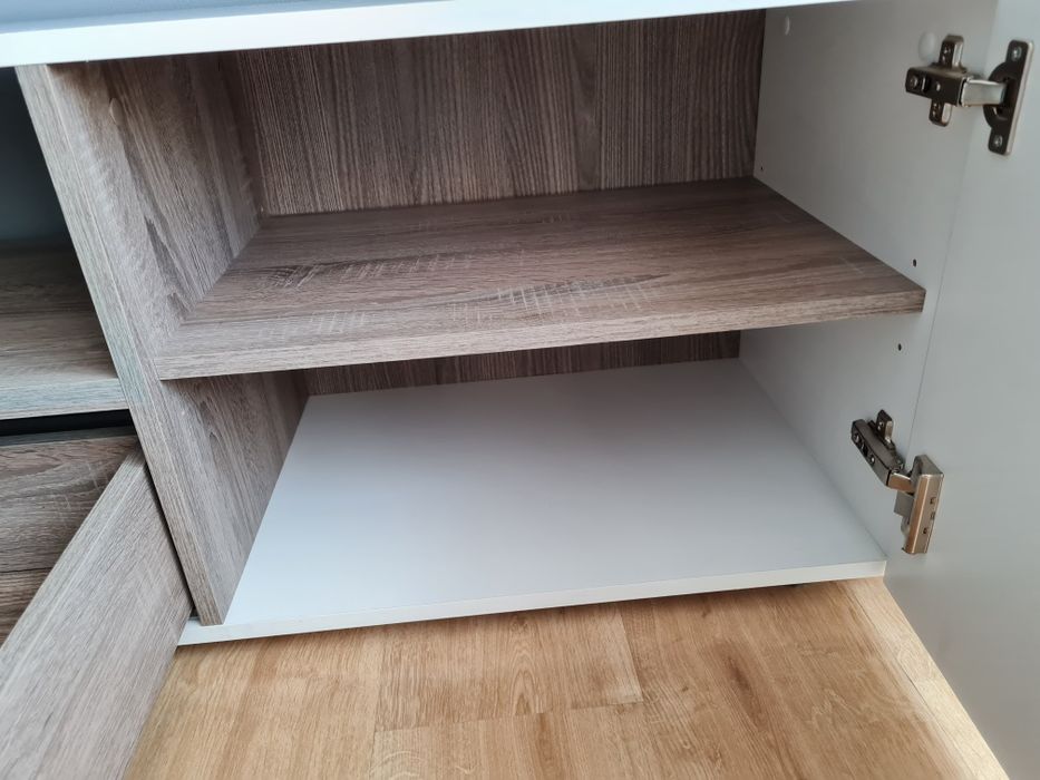 Szafka pod telewizor