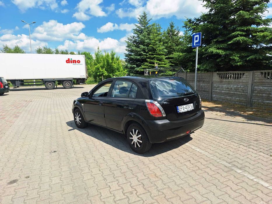 -Kia Rio- stan bdb-