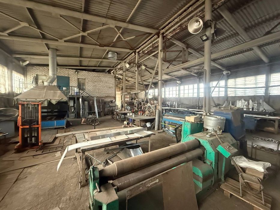 Продам Помещение Производство СТО База Склад 1700м2 Журналистов