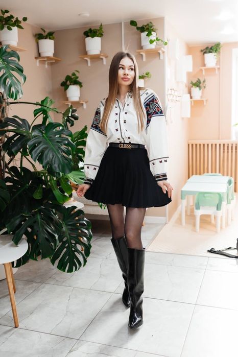 Жіноча вишита сорочка