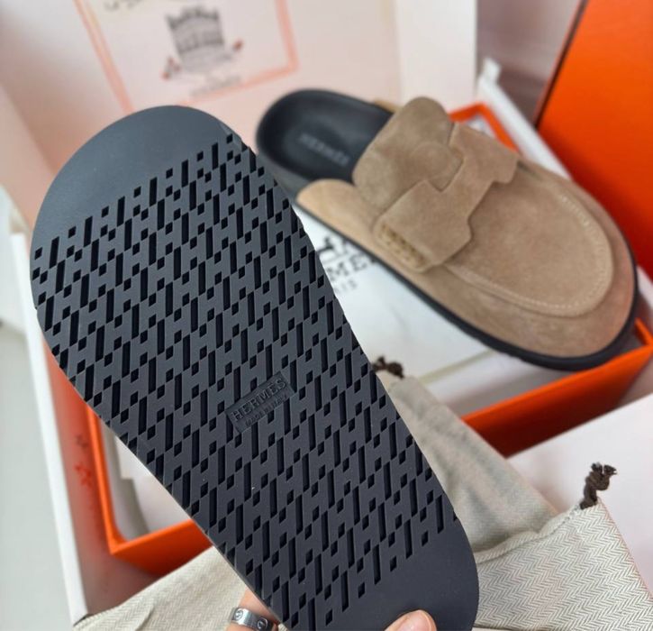 Сабо мюлі клоги ерме мюли бренд ермес шлепки балетки туфли